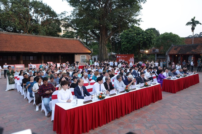 Kết quả Giải "Bùi Xuân Phái - Vì tình yêu Hà Nội" lần 17 - 2024 - Ảnh 8.